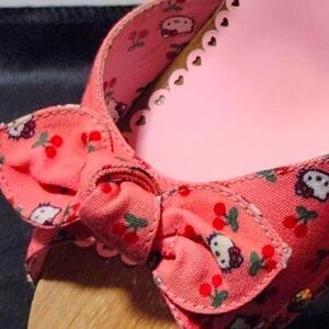 Hello Kitty Cherry Madness Platform Wood Open Toe Heels Size 8
